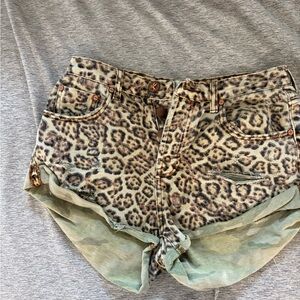 One Teaspoon Leopard Print Jean Shorts